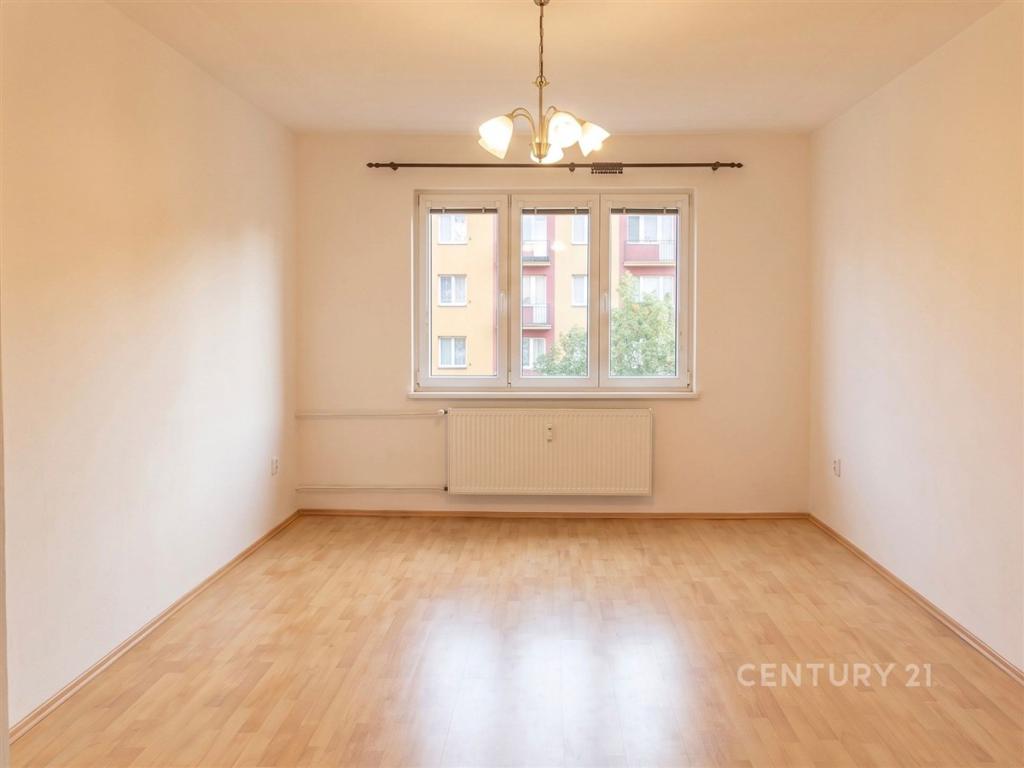 Pronájem bytu 2+1 67 m² – pohled 3