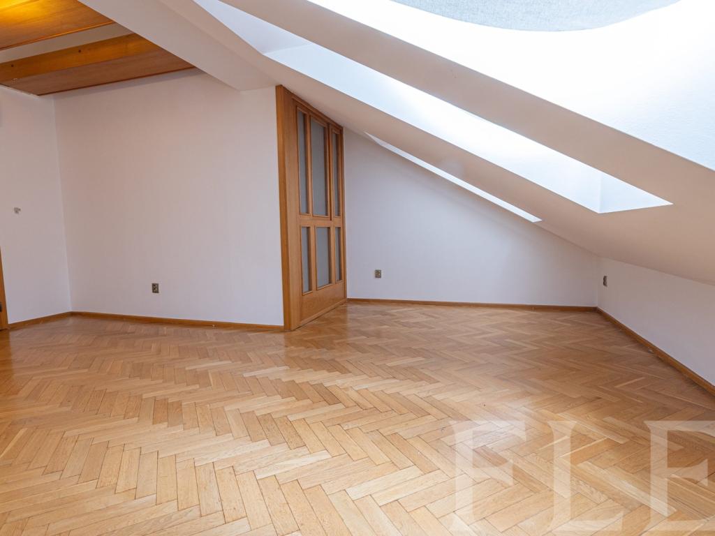Pronájem bytu 3+1 117 m2, Praha – náhled fotky 10