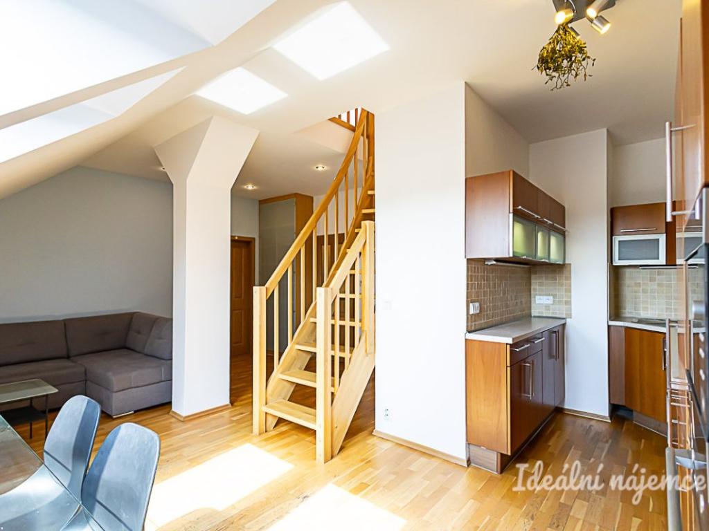Pronájem bytu 2+kk 76 m2