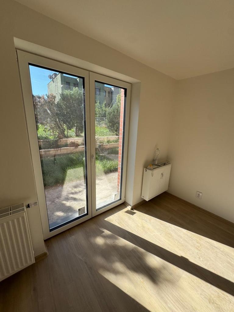 Pronájem bytu 1+1 32 m2, Pardubice – náhled fotky 3