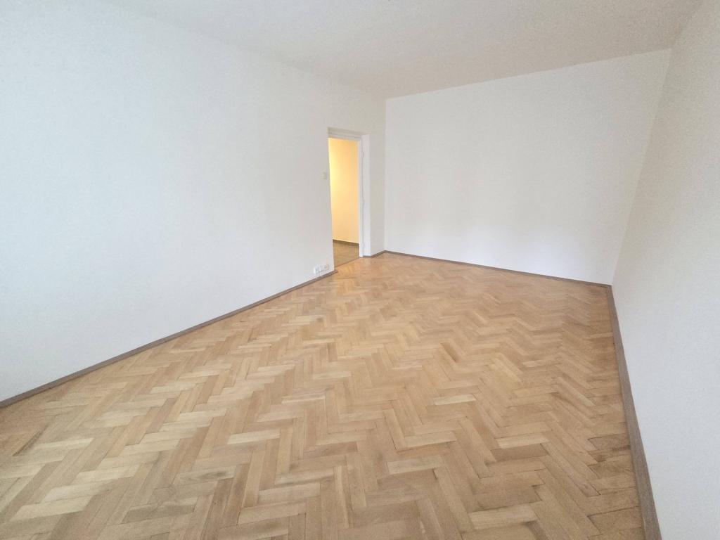 Pronájem bytu 1+1 40 m2