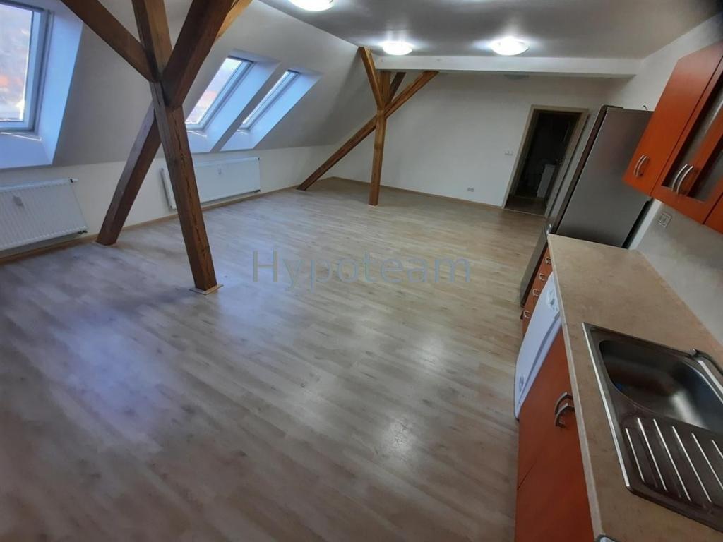 Pronájem bytu 2+kk 75 m2