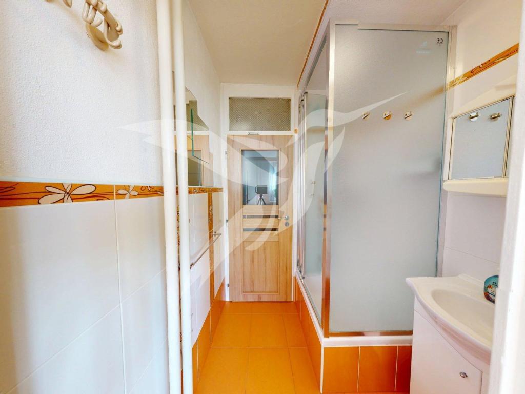 Pronájem bytu 2+1 53 m² – pohled 4