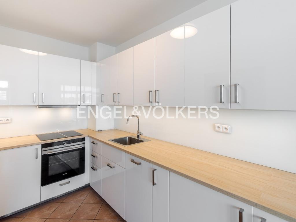Pronájem bytu 1+kk 40 m2