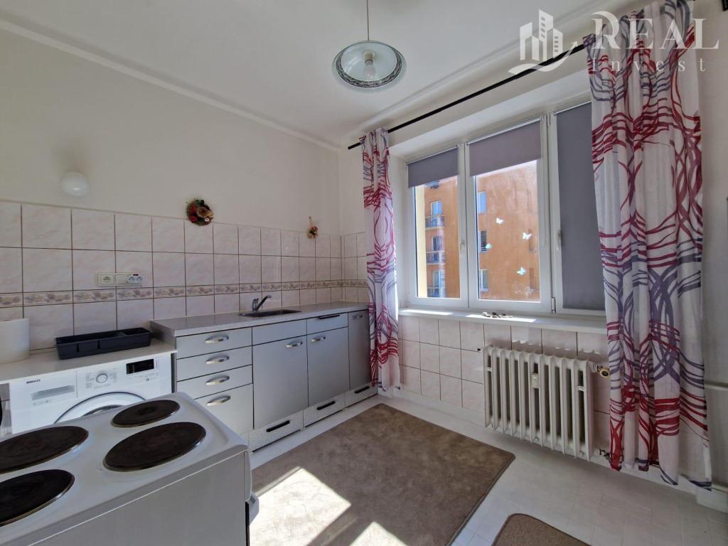 Pronájem bytu 1+1 40 m2