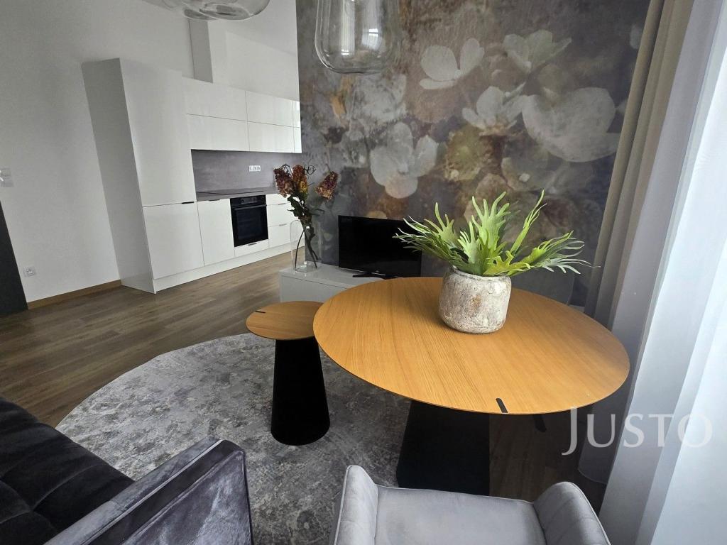 Pronájem bytu 1+1 38 m2