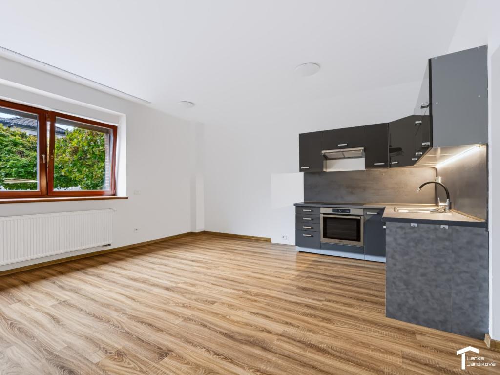Pronájem bytu 2+kk 48 m2