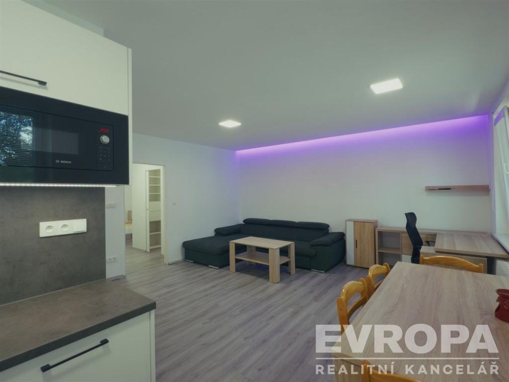Pronájem bytu 2+kk 56 m2