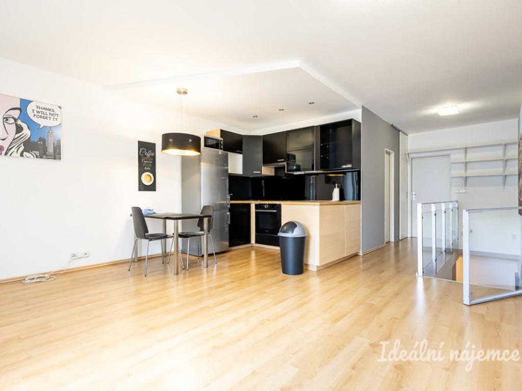 Pronájem bytu 2+kk 58 m2