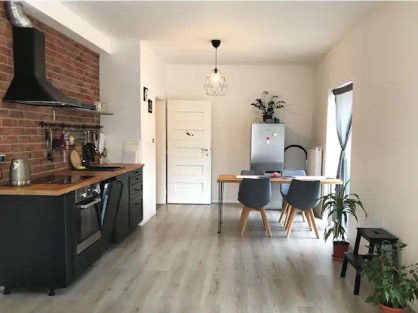 Pronajem bytu 1+kk 37 m2