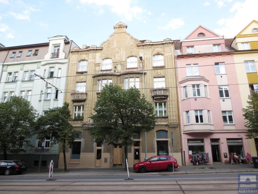 Pronájem 2+1, Plzeň - Klatovská třída, 13000 Kč,