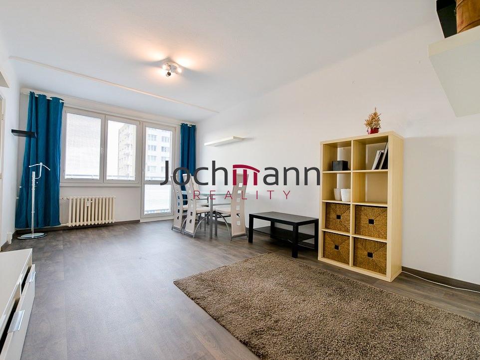 Pronájem bytu 1+1 52 m2