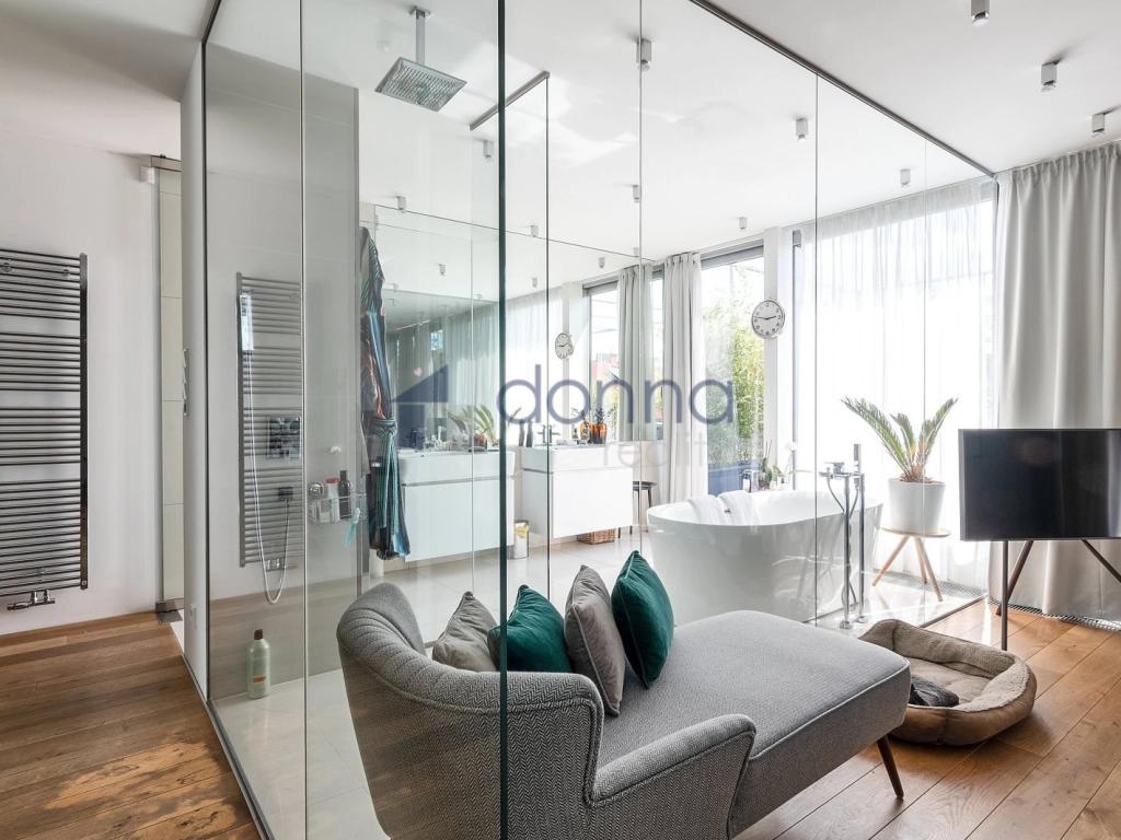 Pronájem bytu 4+kk 260 m2