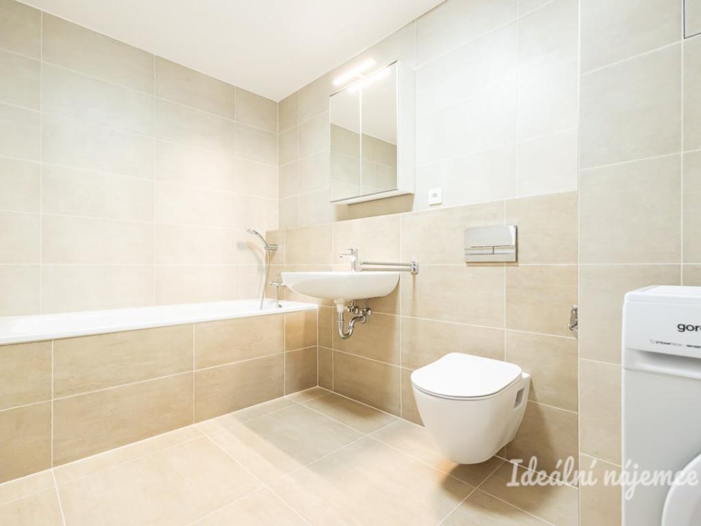 Pronájem bytu 1+kk 32 m2