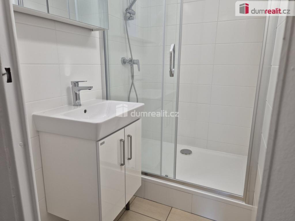 Pronájem bytu 2+kk 44 m2, Velešín – náhled fotky 8