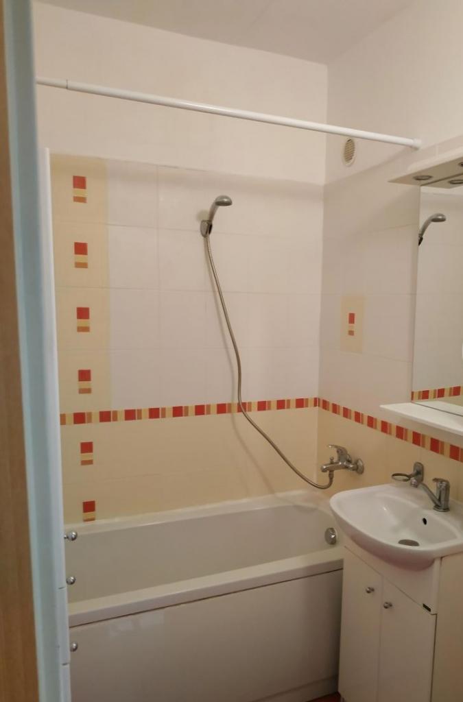 Spolubydleni bytu 1 lůžko 90 m2