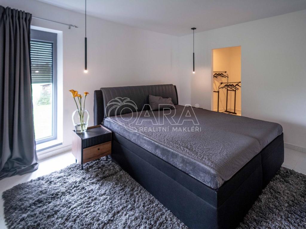 Prodej domu 274 m2, Neratovice – náhled fotky 23