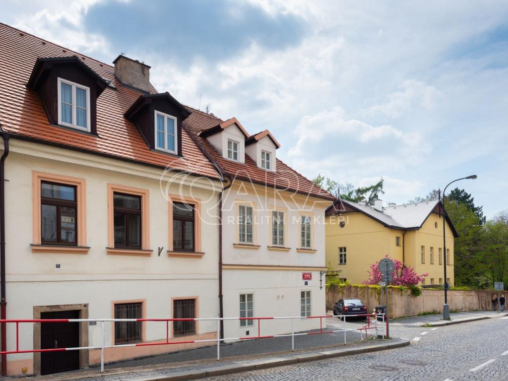 Pronájem bytu 2+kk 75 m2