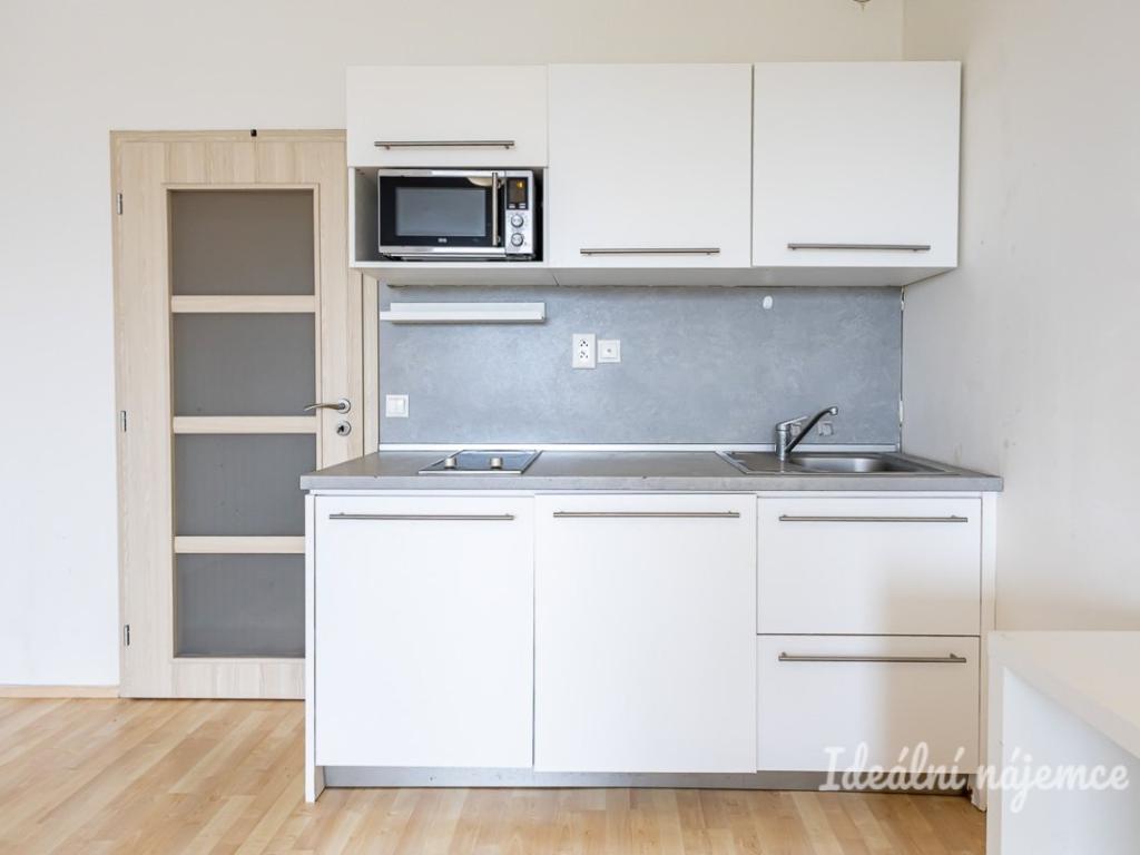 Pronájem bytu 1+kk 33 m2