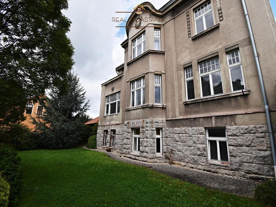 Pronajem bytu 2+1 80 m2
