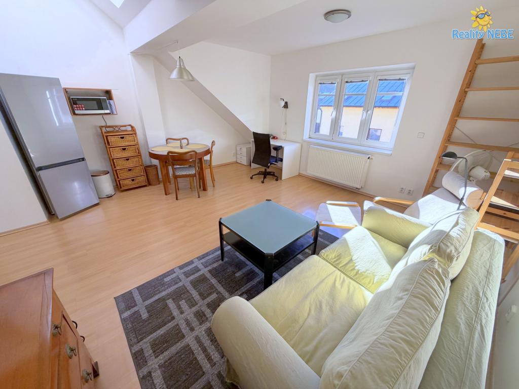 Pronájem bytu 2+kk 50 m2