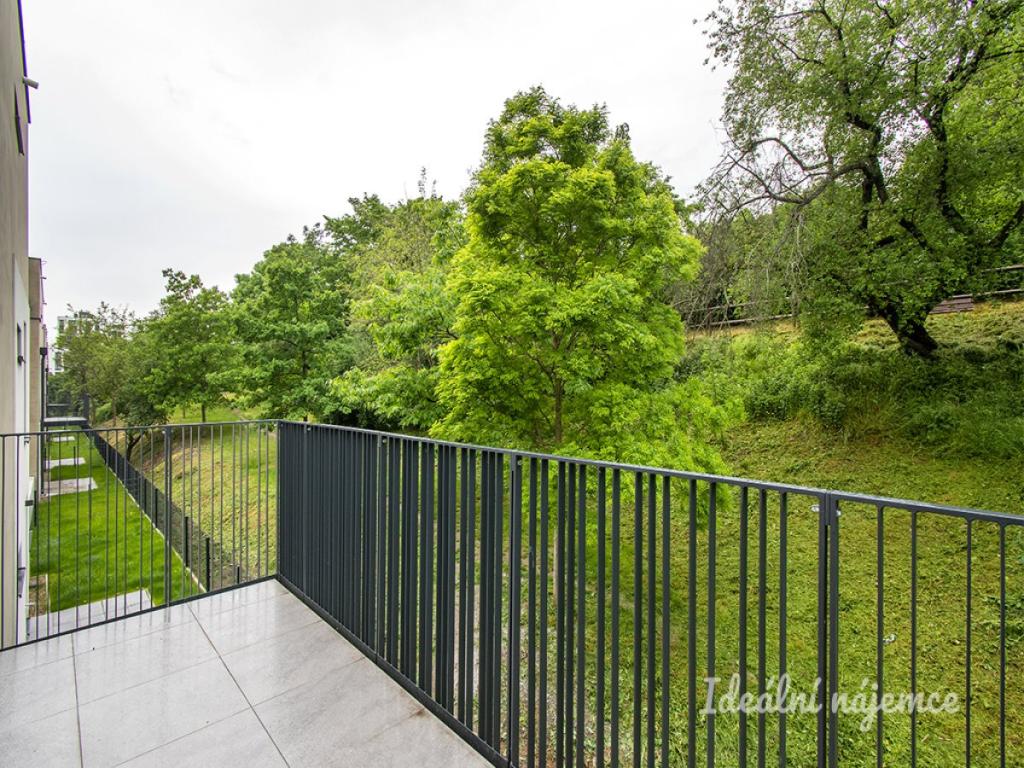 Pronájem bytu 2+kk 62 m2