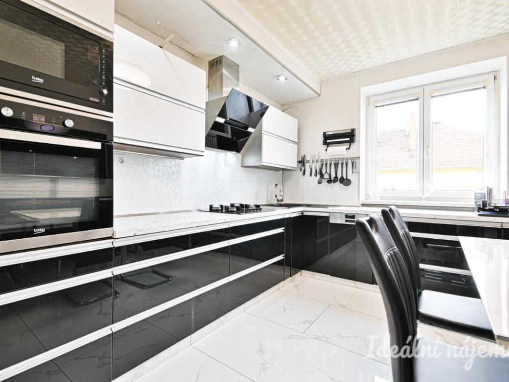 Pronájem bytu 2+1 74 m2