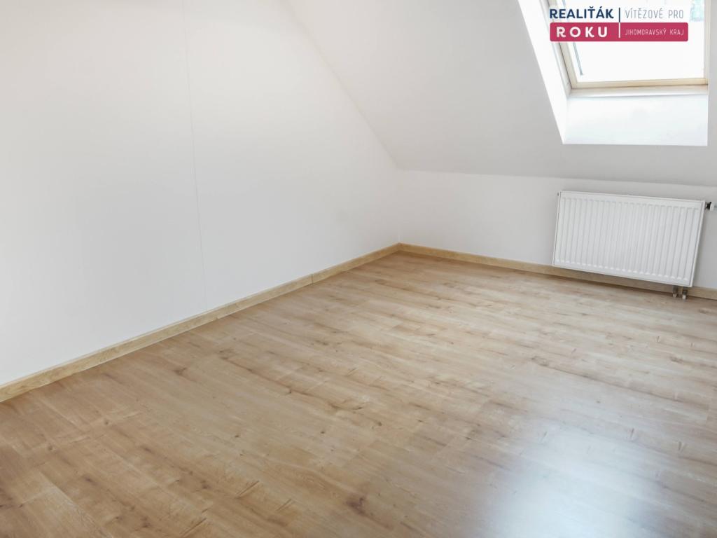 Pronájem bytu 2+kk 65 m2