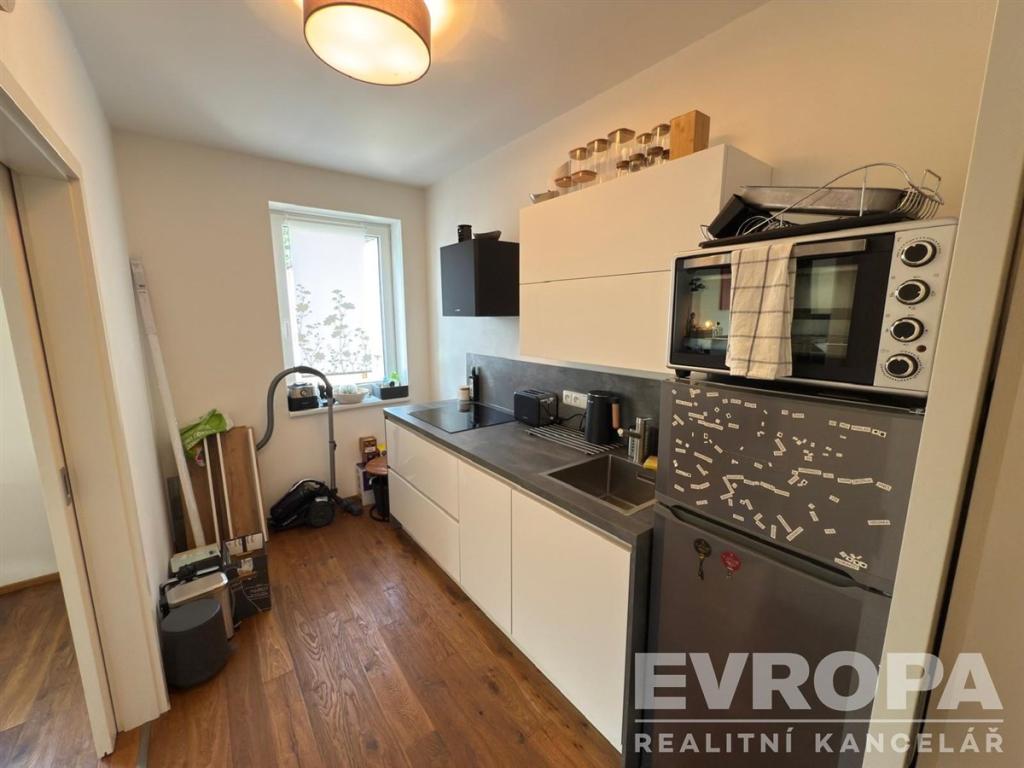 Pronájem bytu 2+kk 50 m2