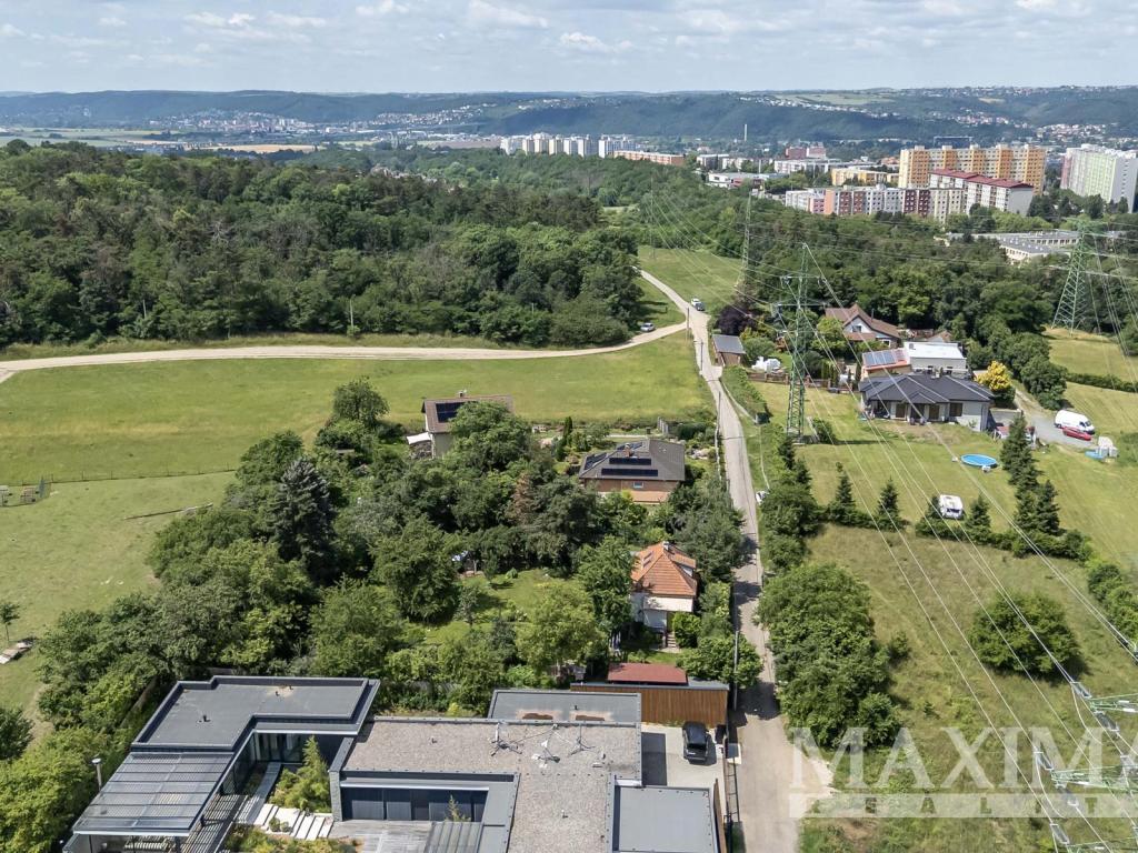 Prodej pozemku 890 m2, Praha – náhled fotky 9