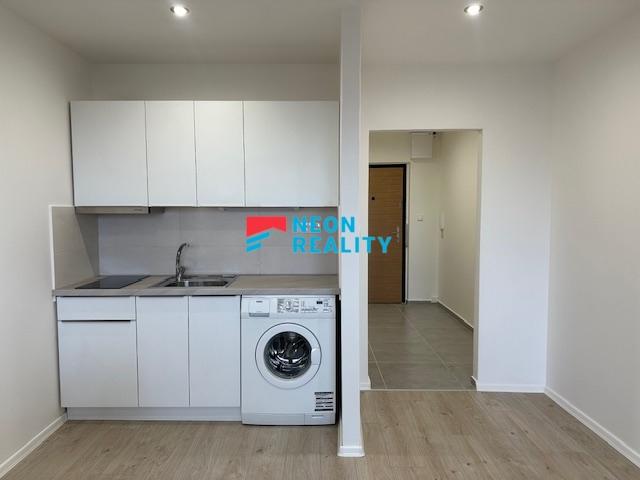 Pronájem bytu 1+kk 29 m2