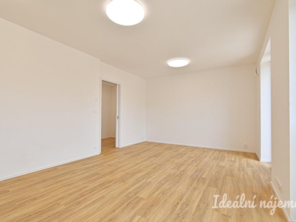 Pronájem bytu 1+kk 37 m2