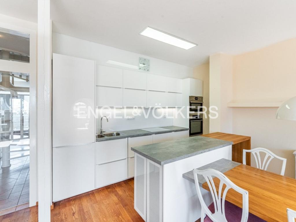 Pronájem bytu 4+kk 150 m2