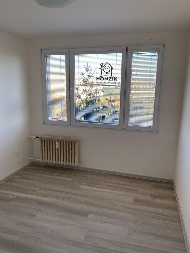 Pronájem bytu 3+kk 61 m2, Praha – náhled fotky 8