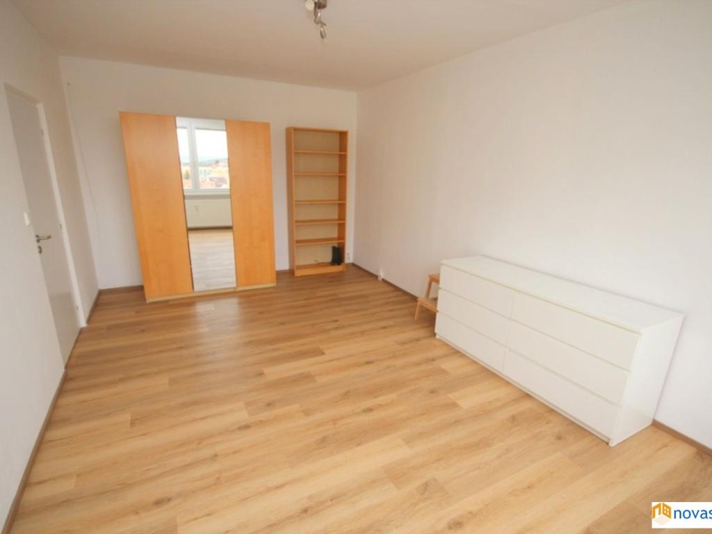 Pronájem bytu 1+1 40 m2