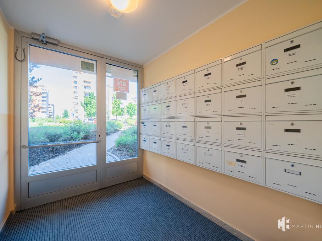 Pronájem bytu 3+kk 72 m2, Praha – náhled fotky 23