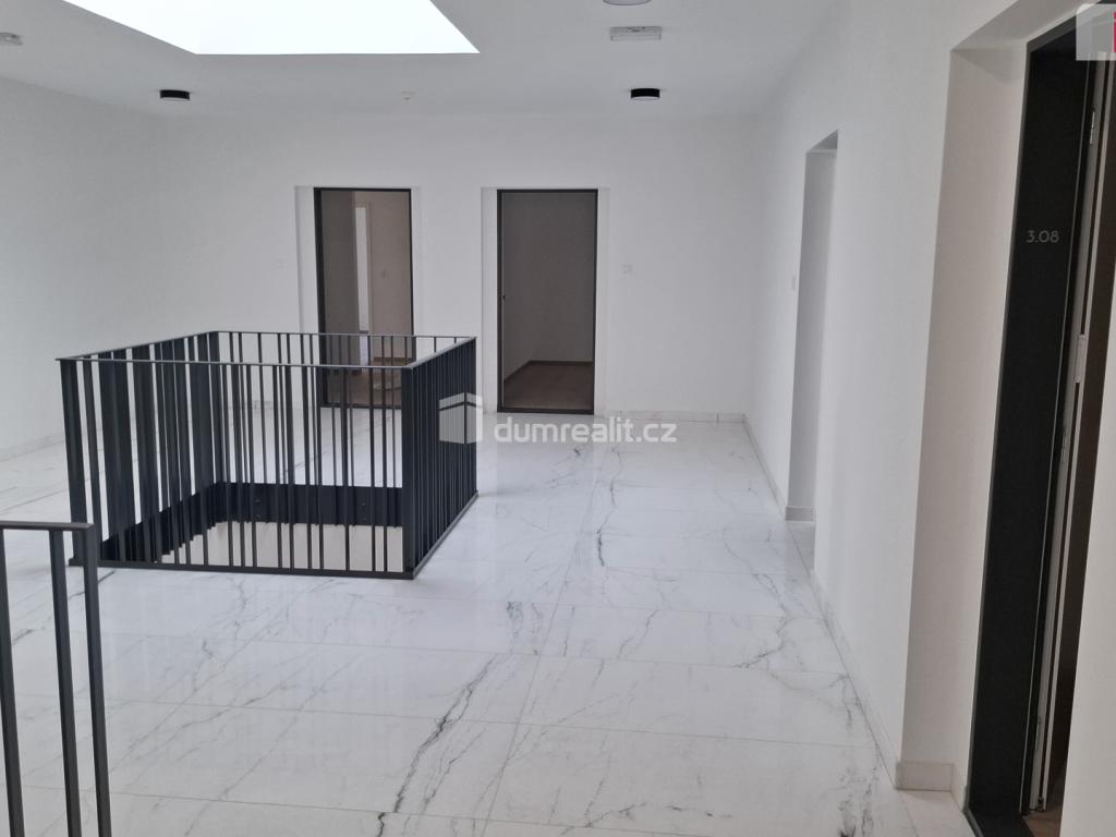 Pronájem 2+kk, Plzeň - Plaská, 20500 Kč, 61 m2