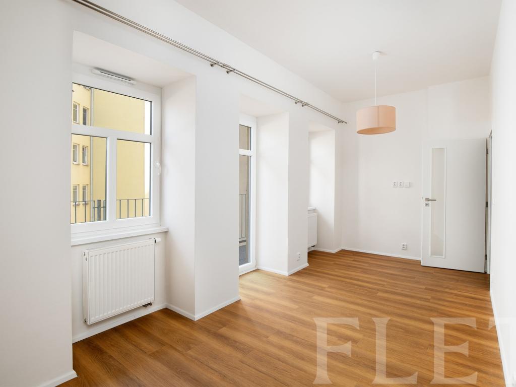Pronájem bytu 1+kk 25 m² – pohled 5