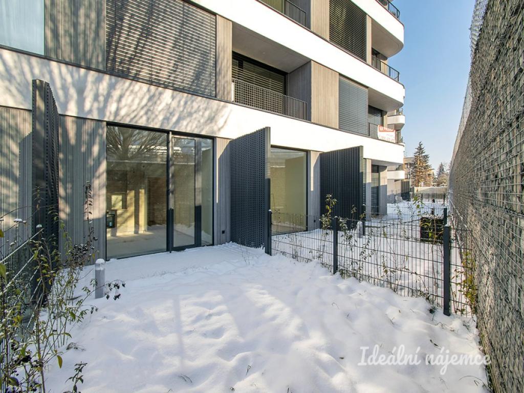 Pronájem bytu 1+kk 28 m2