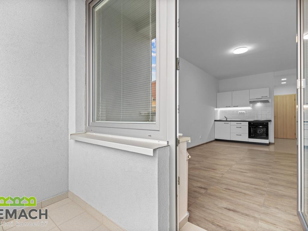 Pronájem bytu 1+kk 28 m2