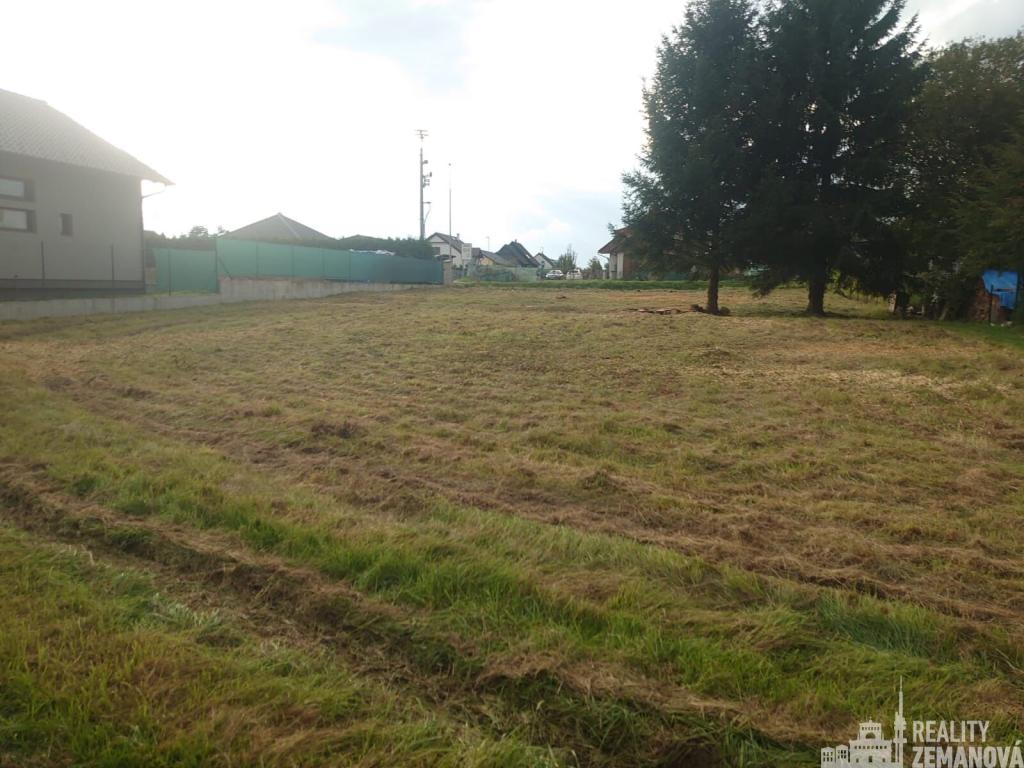 Prodej pozemku 1530 m2