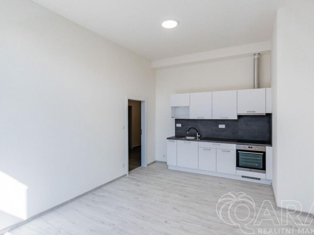 Pronájem bytu 1+kk 38 m2