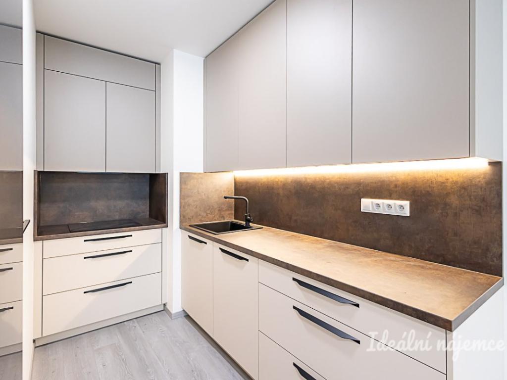 Pronájem bytu 2+kk 55 m2