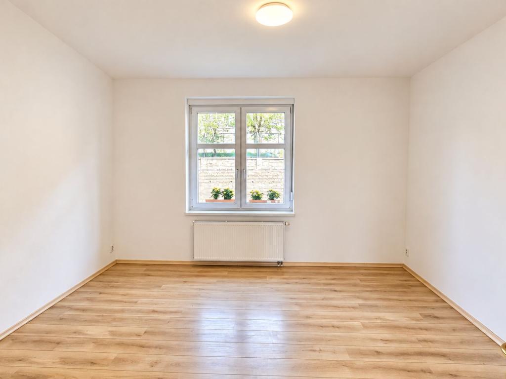 Pronájem domu 126 m2, Králův Dvůr – náhled fotky 8