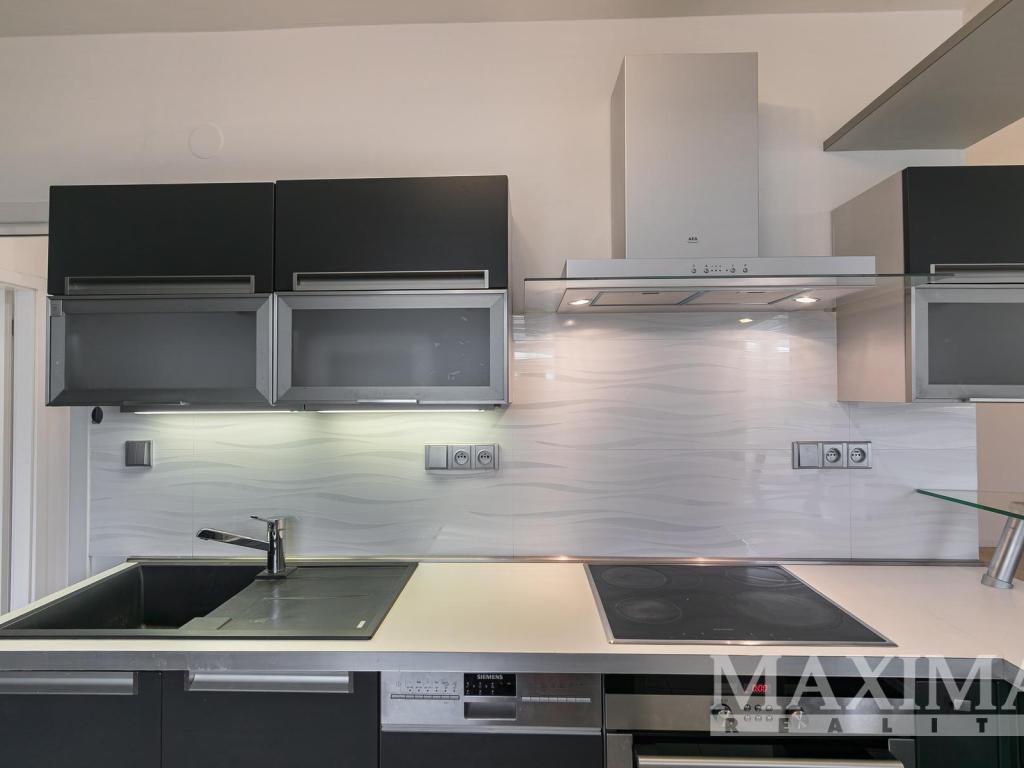 Pronájem bytu 3+kk 75 m2, Praha – náhled fotky 15