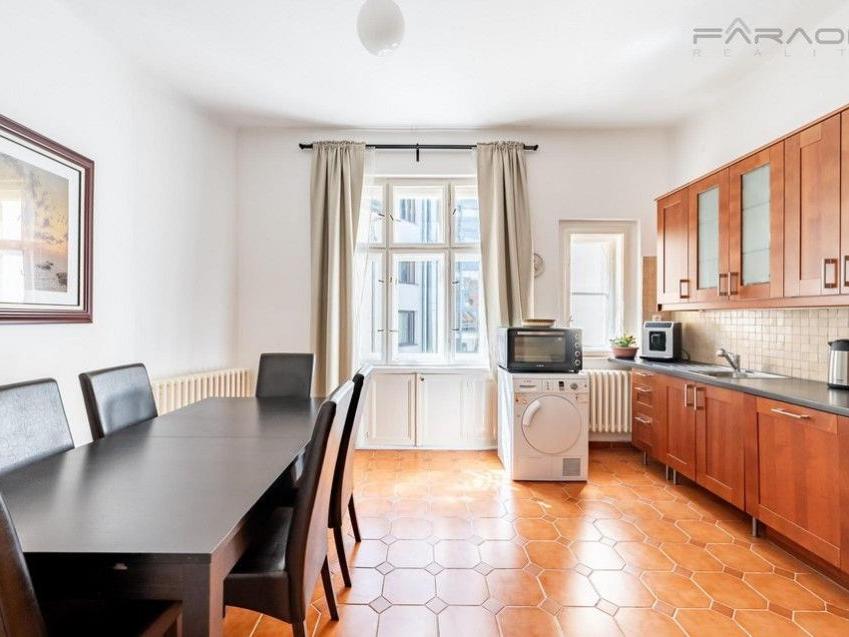 Pronájem bytu 4+1 132 m2