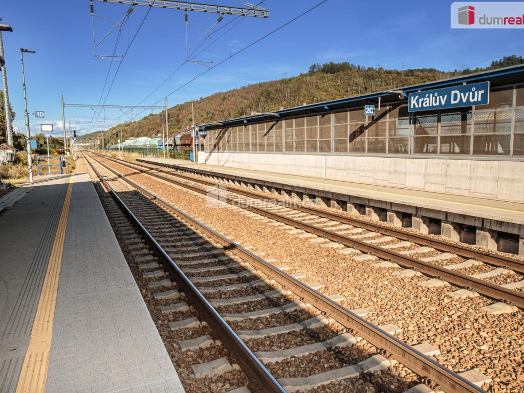 Prodej domu 360 m2, Králův Dvůr – náhled fotky 29