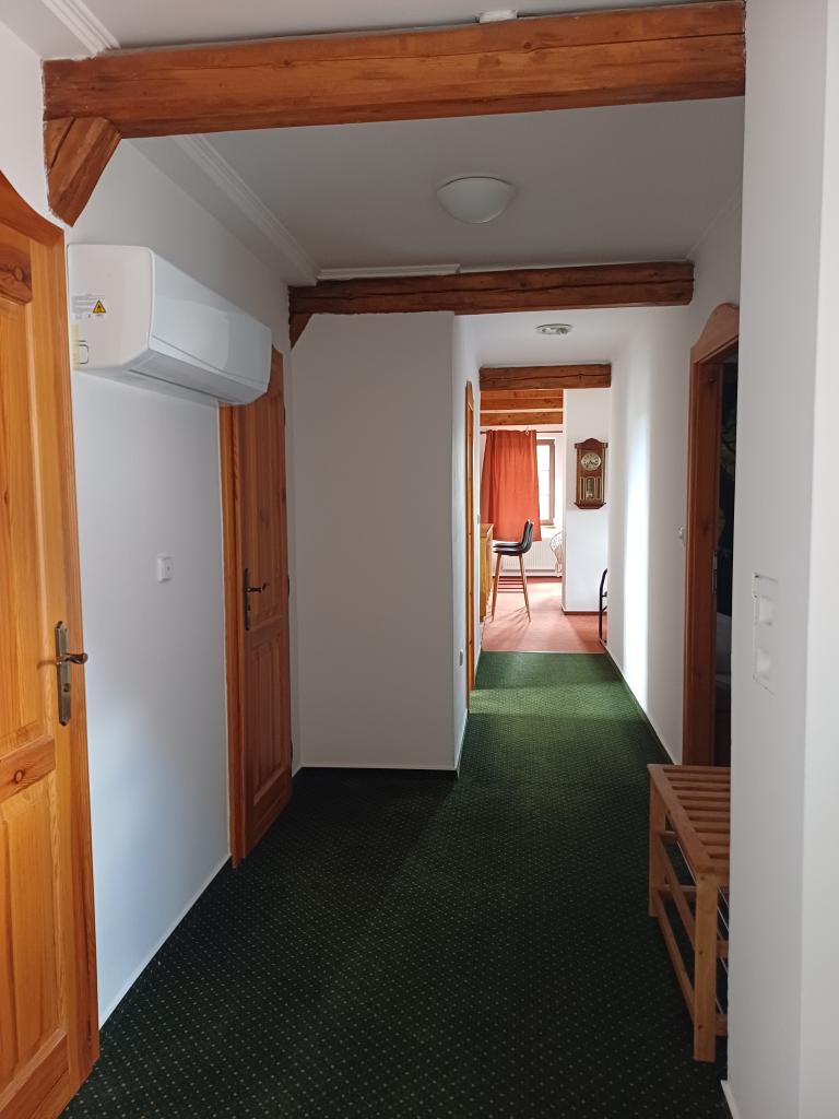Pronájem bytu 2+kk 90 m2