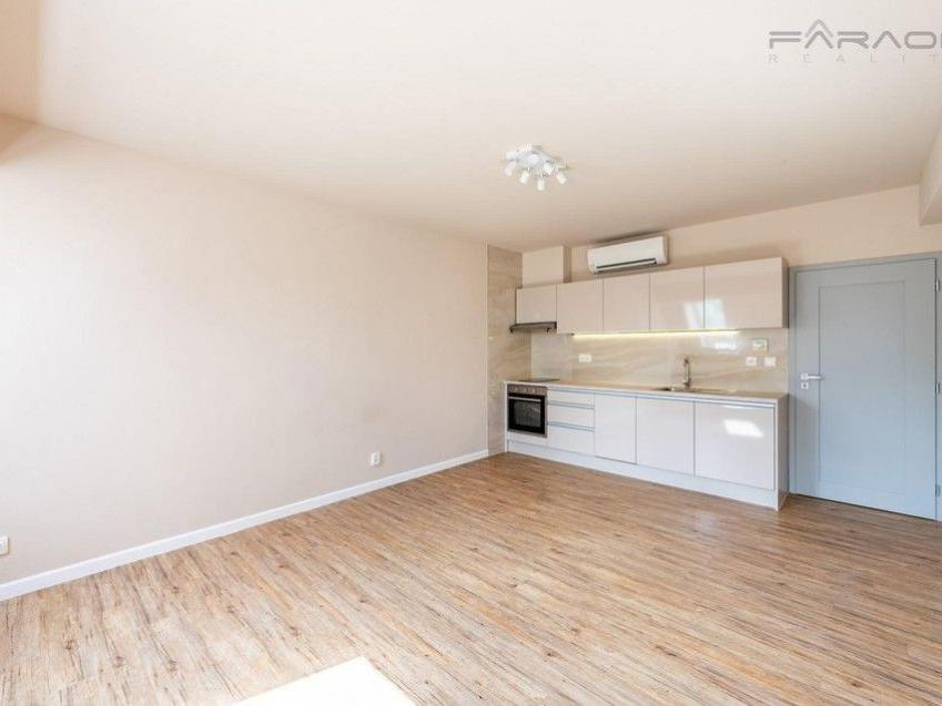 Pronájem bytu 1+kk 30 m2