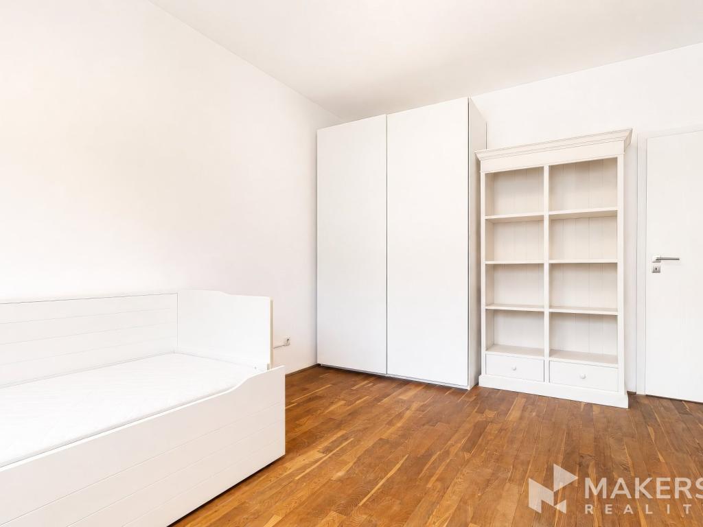 Pronájem bytu 3+kk 100 m2, Praha – náhled fotky 9